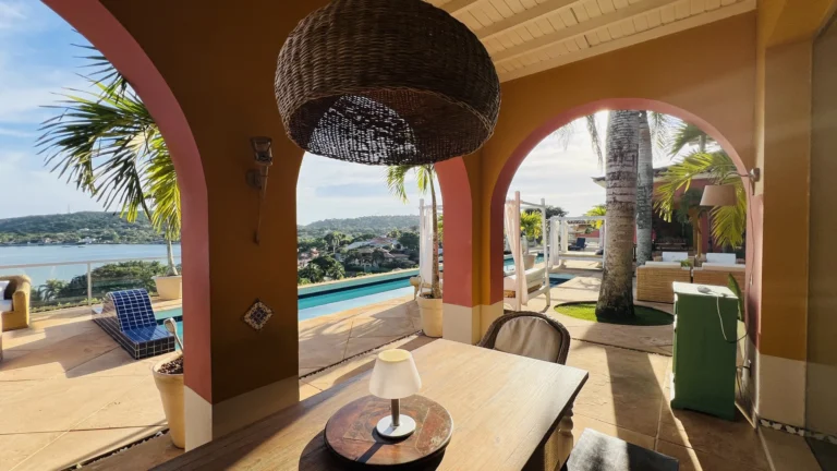 Fotografia 19 de Ferradura: Casa de alto luxo com vista infinita para o mar